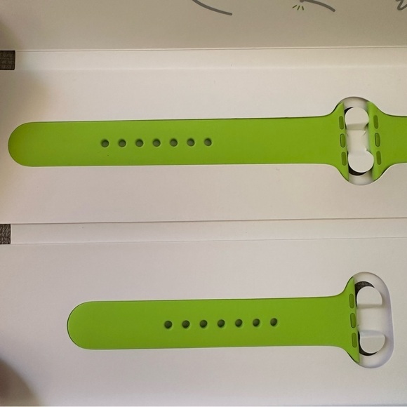 NWT Original Apple Watch Series 9 8 7 SE 38MM 40mm 41MM in Green Sport Band - Picture 9 of 10